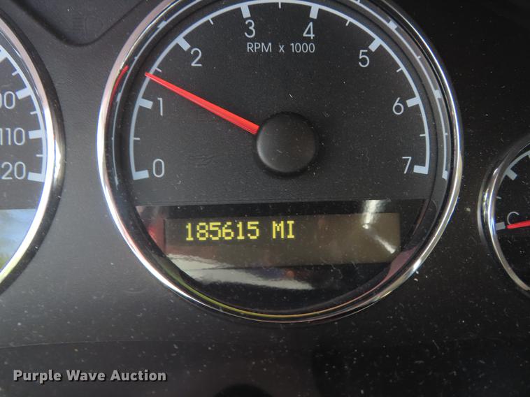 image for item DE3519 2007 Chevrolet Uplander handicap accessible van