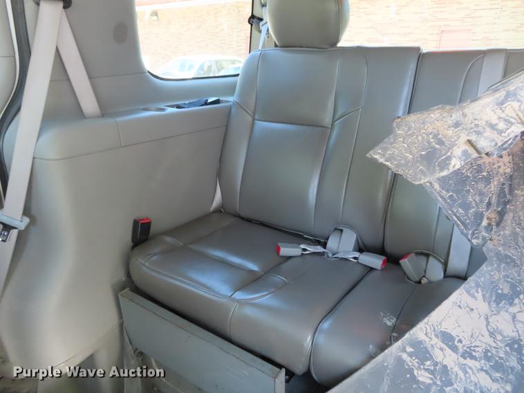 image for item DE3519 2007 Chevrolet Uplander handicap accessible van