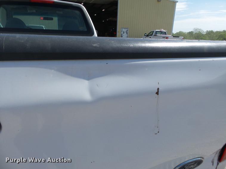 image for item DE7780 1999 Ford F150 pickup truck