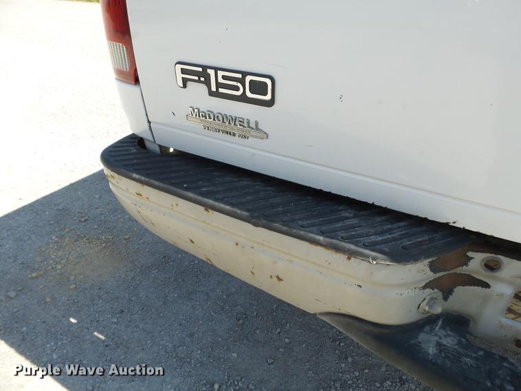 image for item DE7780 1999 Ford F150 pickup truck