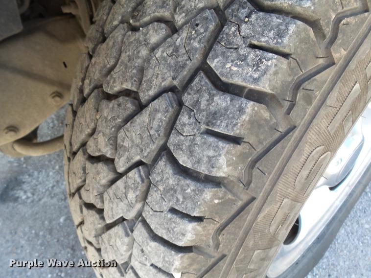 image for item DE7780 1999 Ford F150 pickup truck