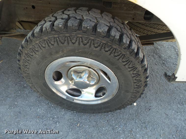 image for item DE7780 1999 Ford F150 pickup truck