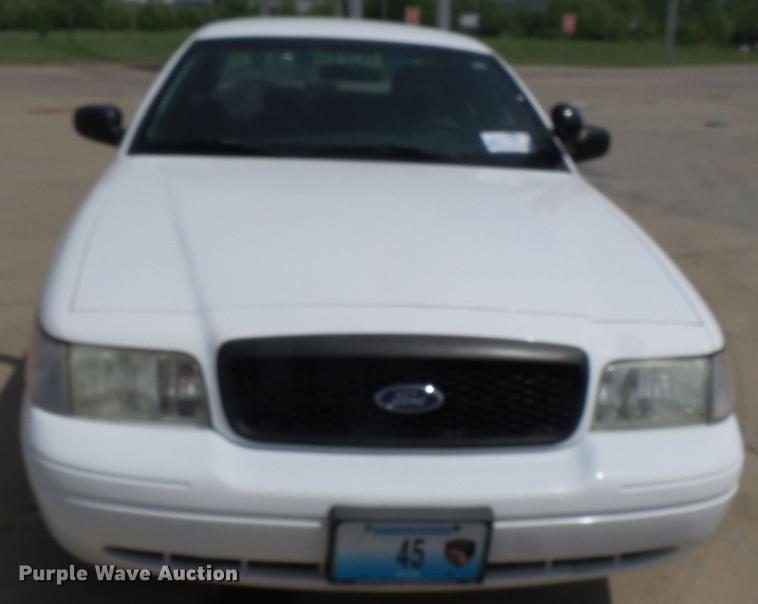 image for item DE7782 2009 Ford Crown Victoria Police Interceptor