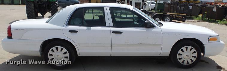 image for item DE7782 2009 Ford Crown Victoria Police Interceptor