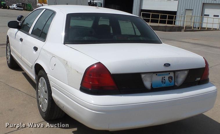 image for item DE7782 2009 Ford Crown Victoria Police Interceptor