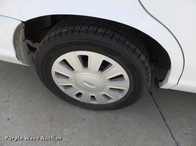 image for item DE7782 2009 Ford Crown Victoria Police Interceptor