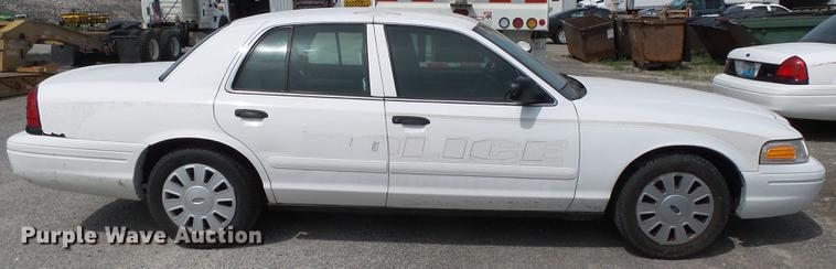 image for item DE7783 2008 Ford Crown Victoria Police Interceptor