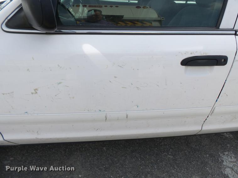 image for item DE7783 2008 Ford Crown Victoria Police Interceptor