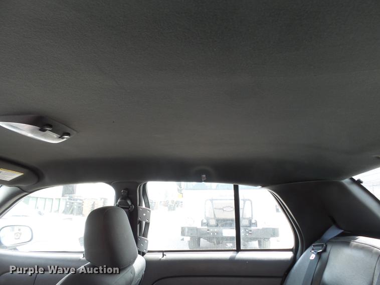 image for item DE7783 2008 Ford Crown Victoria Police Interceptor