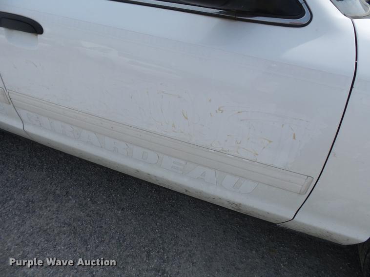 image for item DE7784 2011 Ford Crown Victoria Police Interceptor