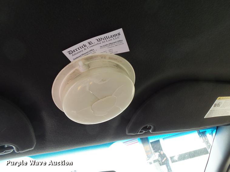 image for item DE7785 2005 Ford Crown Victoria Police Interceptor