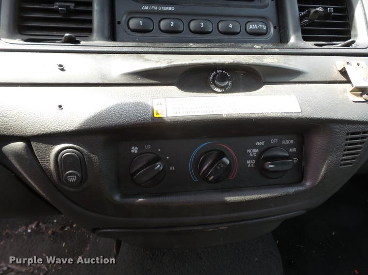 image for item DE7785 2005 Ford Crown Victoria Police Interceptor