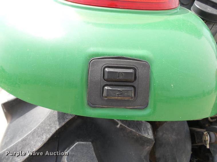 image for item DE7786 John Deere 5525 MFWD tractor