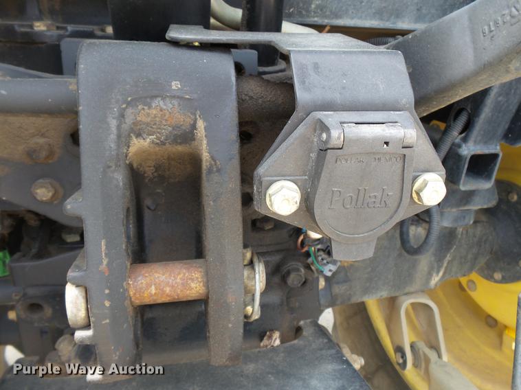 image for item DE7786 John Deere 5525 MFWD tractor