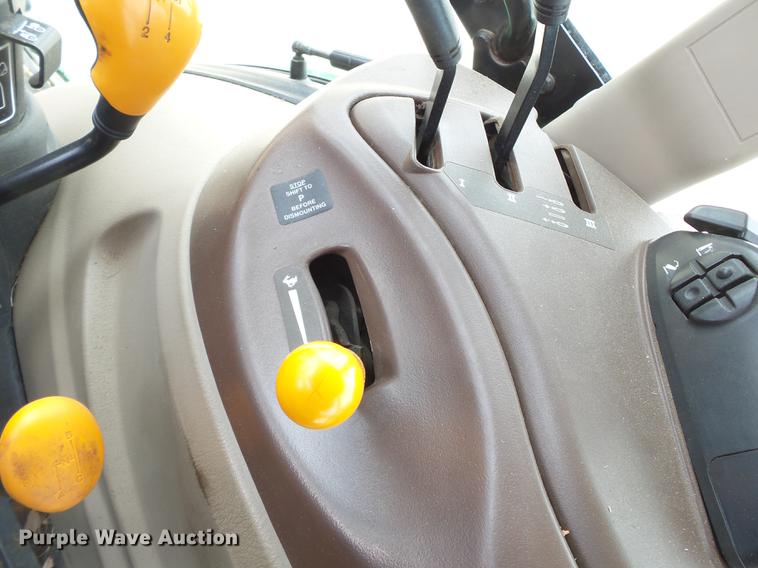 image for item DE7786 John Deere 5525 MFWD tractor