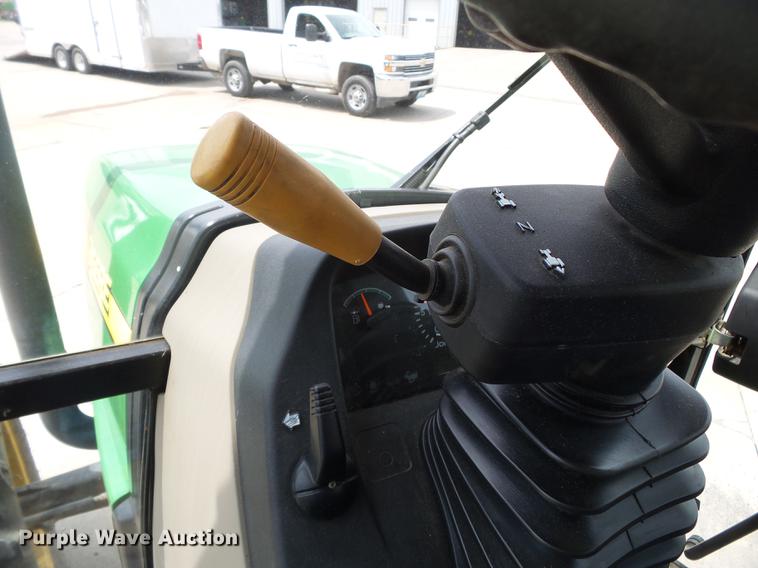 image for item DE7786 John Deere 5525 MFWD tractor