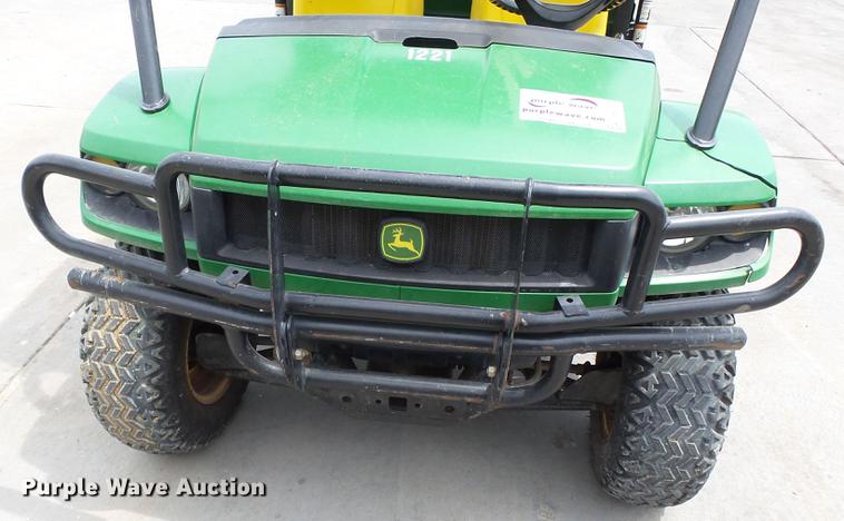 image for item DE7787 2009 John Deere Gator 850D utility vehicle