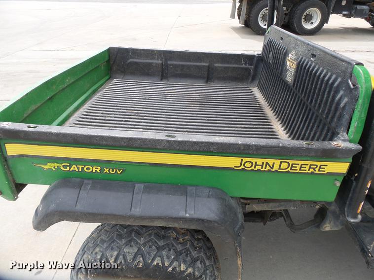 image for item DE7787 2009 John Deere Gator 850D utility vehicle