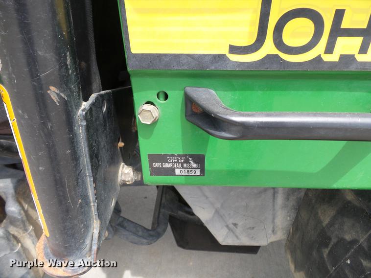 image for item DE7787 2009 John Deere Gator 850D utility vehicle