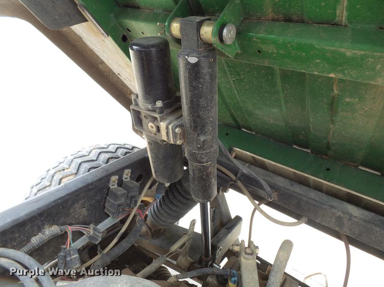 image for item DE7787 2009 John Deere Gator 850D utility vehicle