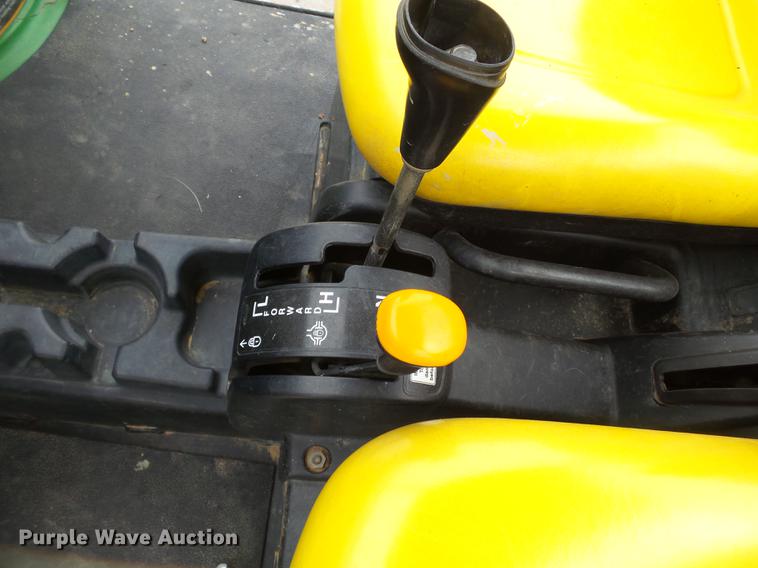 image for item DE7787 2009 John Deere Gator 850D utility vehicle