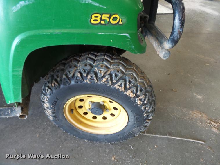 image for item DE7787 2009 John Deere Gator 850D utility vehicle