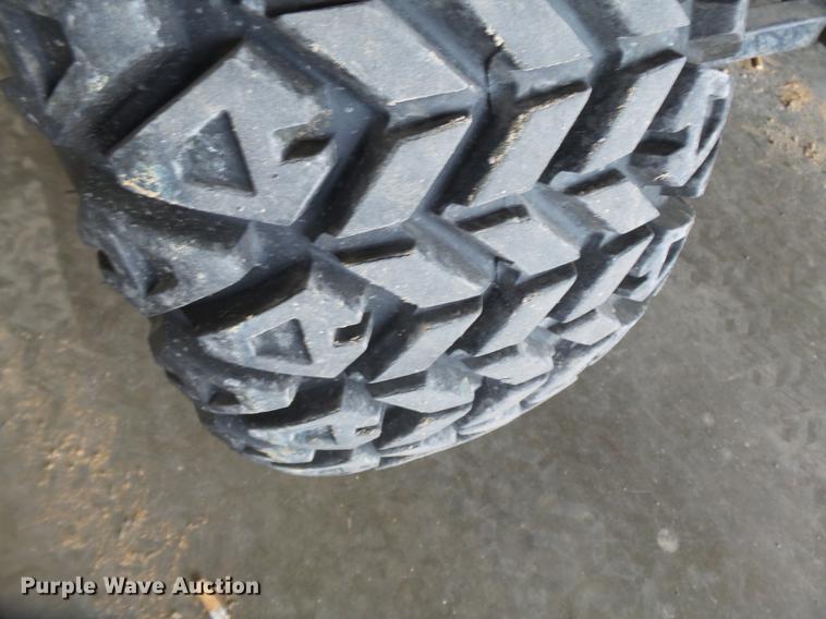 image for item DE7787 2009 John Deere Gator 850D utility vehicle