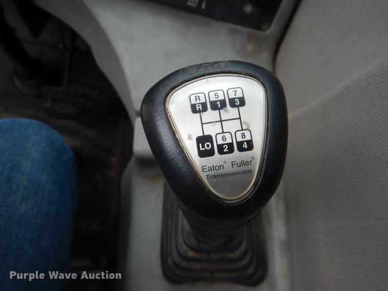 image for item DE8368 2009 Gradall XL3100 Series III rubber tire excavator