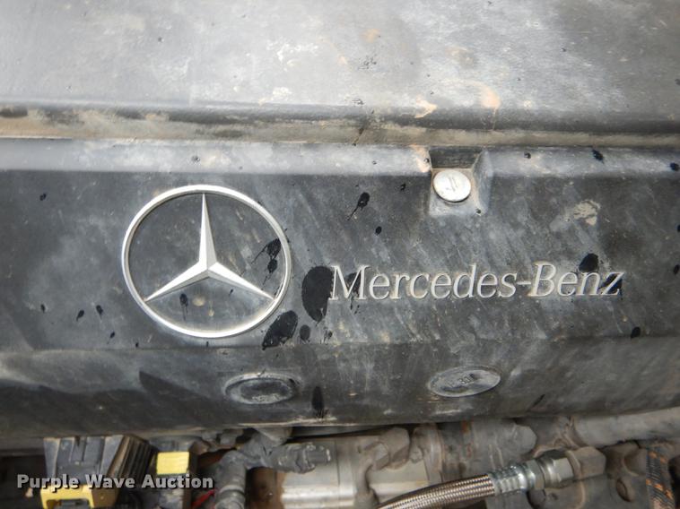 image for item DE8368 2009 Gradall XL3100 Series III rubber tire excavator