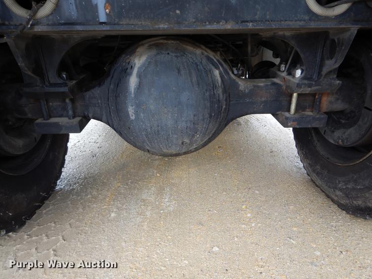 image for item DE8368 2009 Gradall XL3100 Series III rubber tire excavator