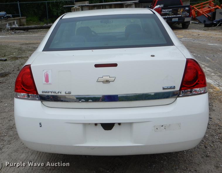 image for item DE8375 2007 Chevrolet Impala LS