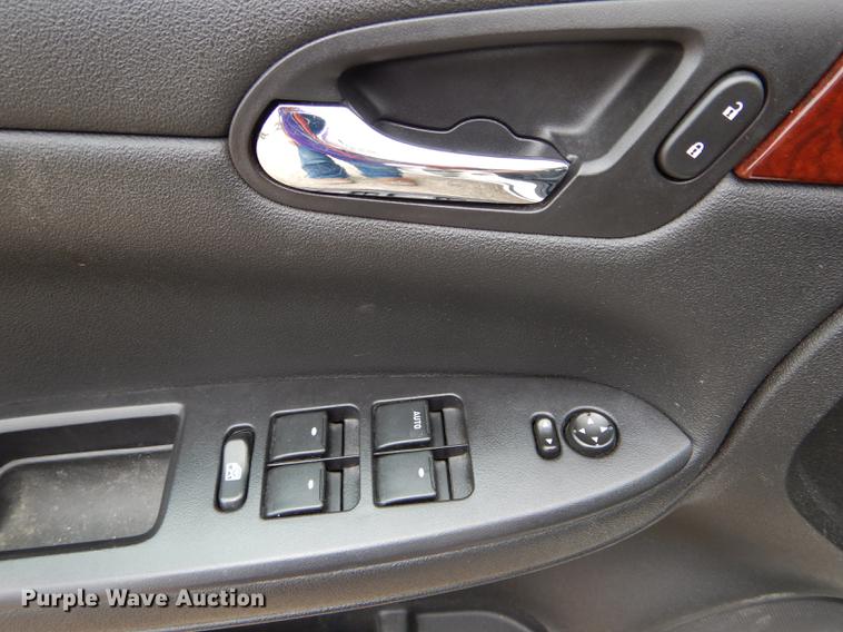 image for item DE8375 2007 Chevrolet Impala LS