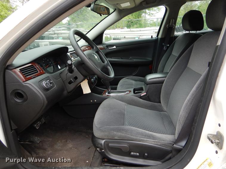 image for item DE8375 2007 Chevrolet Impala LS