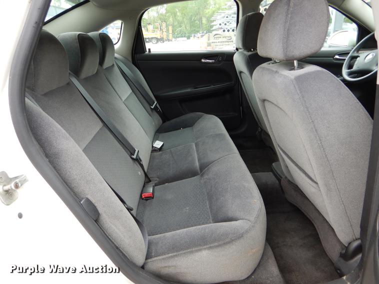 image for item DE8375 2007 Chevrolet Impala LS