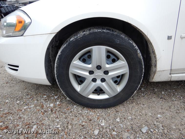 image for item DE8375 2007 Chevrolet Impala LS