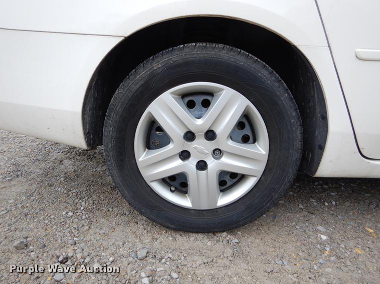 image for item DE8375 2007 Chevrolet Impala LS