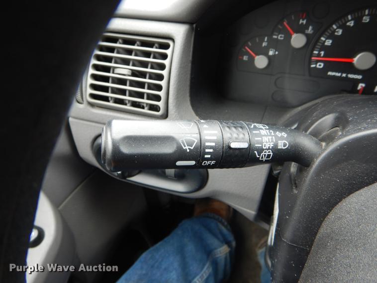 image for item DE8390 2004 Ford Explorer SUV