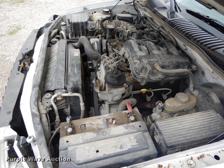 image for item DE8390 2004 Ford Explorer SUV