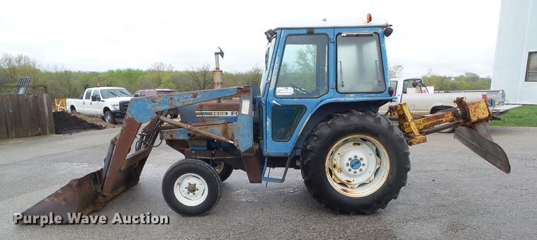 image for item DF0761 1979 Ford 4600 tractor