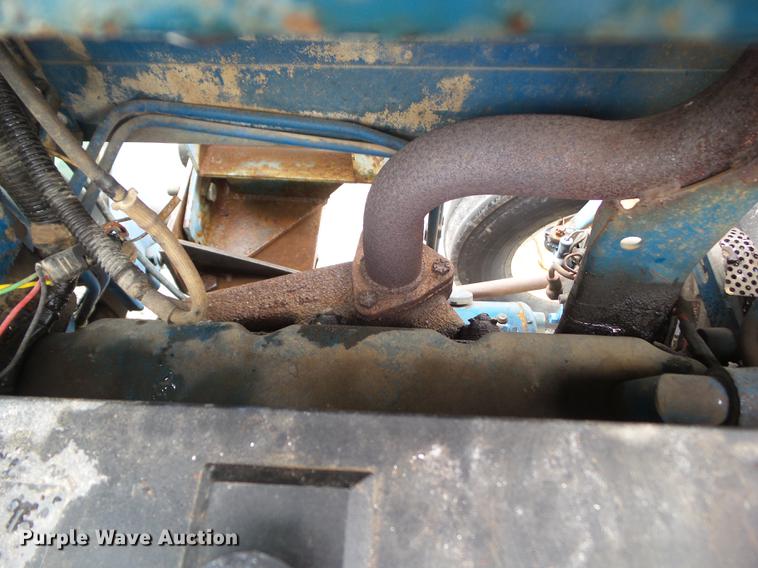 image for item DF0761 1979 Ford 4600 tractor