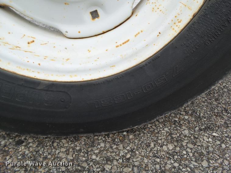 image for item DF0761 1979 Ford 4600 tractor