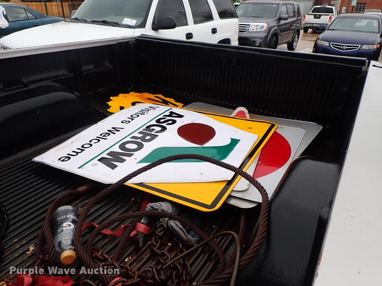 image for item DF1188 2005 GMC Sierra 1500 Ext. Cab pickup truck