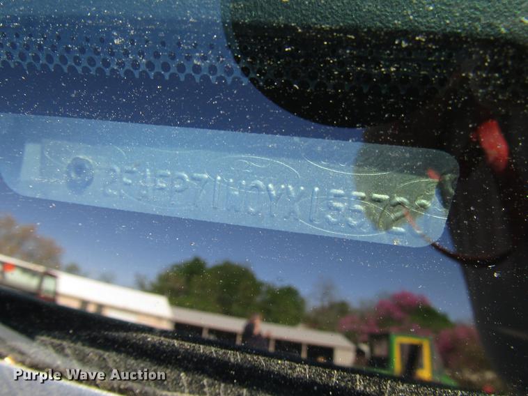 image for item DF7975 2000 Ford Crown Victoria Police Interceptor