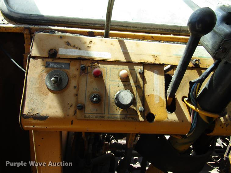 image for item DF7994 Arrow concrete breaker