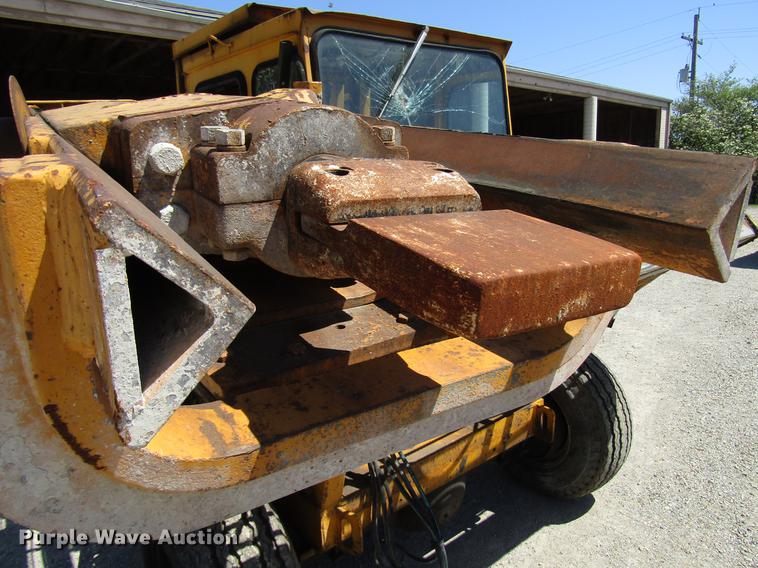 image for item DF7994 Arrow concrete breaker