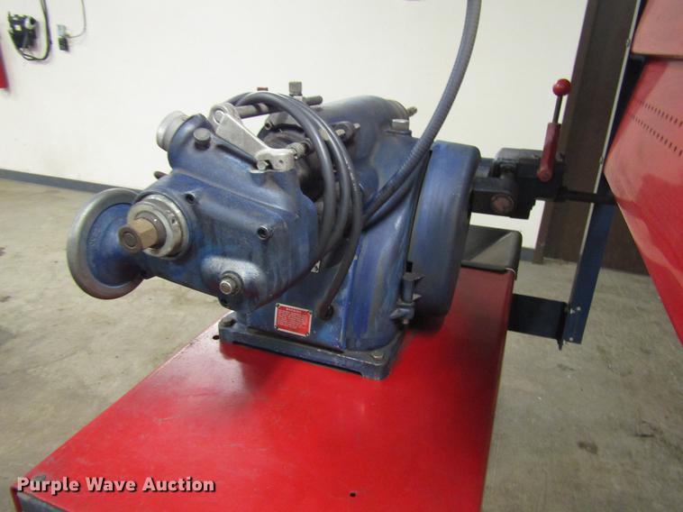 image for item DF8010 Ammco brake service lathe