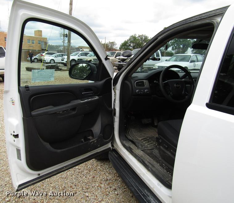 image for item DF8056 2014 Chevrolet Tahoe Police SUV