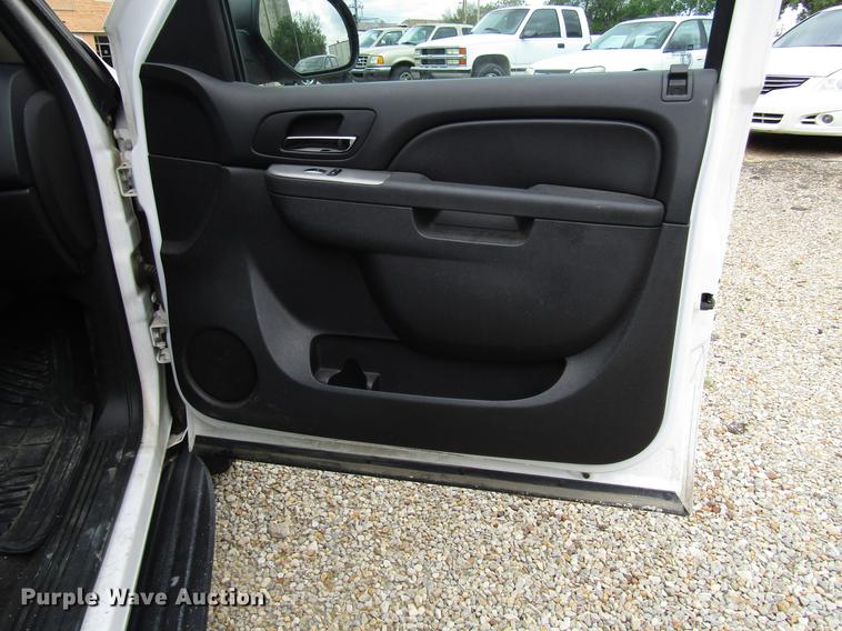 image for item DF8056 2014 Chevrolet Tahoe Police SUV