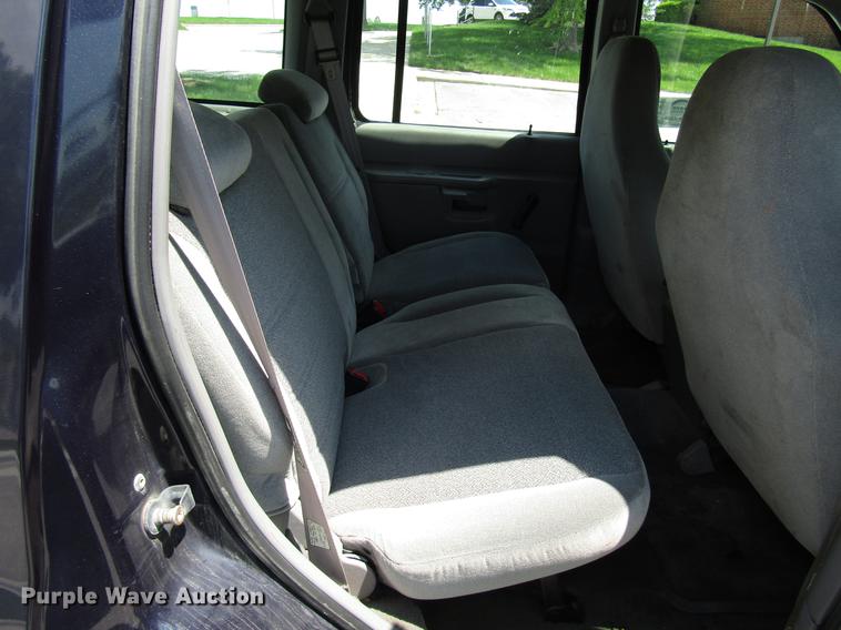 image for item DF8066 2000 Ford Explorer SUV