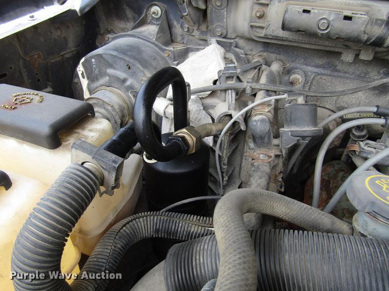 image for item DF8066 2000 Ford Explorer SUV